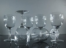 ANCIENNE 6 VERRES A VIN EN