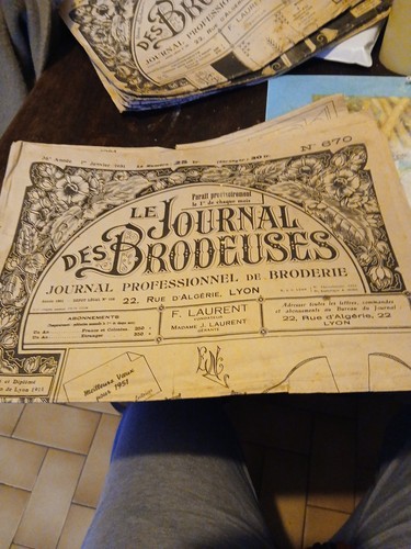Journal des brodeuses 1 - le,