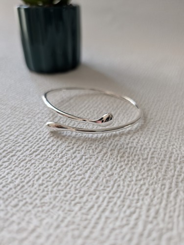 Bracelet jonc rigide ouvert - , en