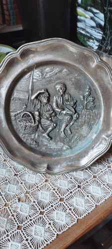 Harvest scene tinned metal - harvest,