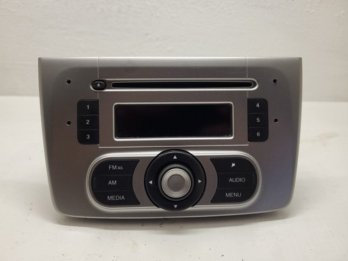 Poste radio pour - , romeo