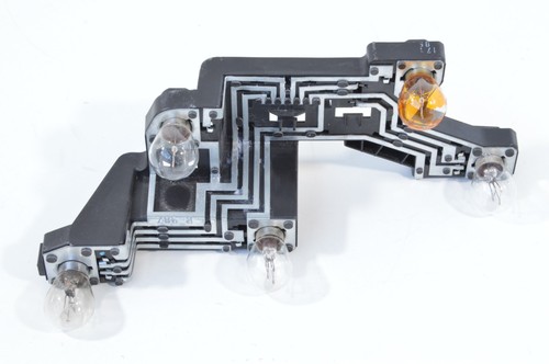 Porte ampoule feu arrière