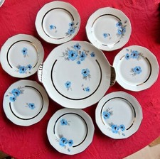 Assiettes Vintage en Porcelaine Blanche - Lot de 8 Motif Floral Bleu par P L / M