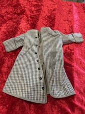 TRÈS JOLI MANTEAU POUR POUPEE