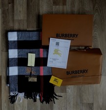 ÉCHARPE BURBERRY Neuf sans