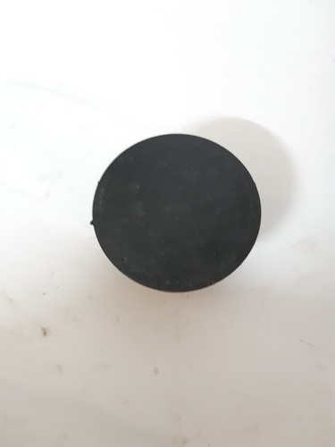 Bouchon grille volute de - de,