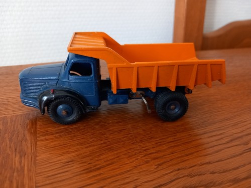 Dinky toys berliet - dinky, benne