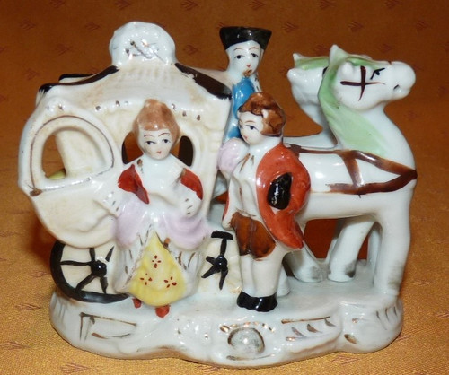 Ancien sujet biscuit - , en