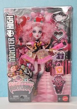 Monster high poupée dans