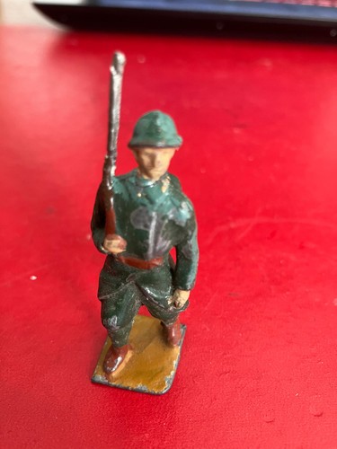 Soldat plomb peint ancien - peint,