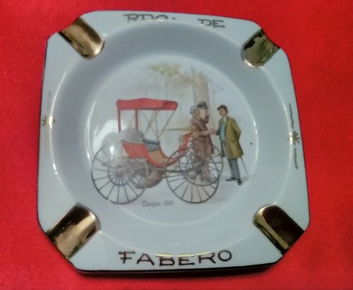 Cendrier porcelaine - cendrier,