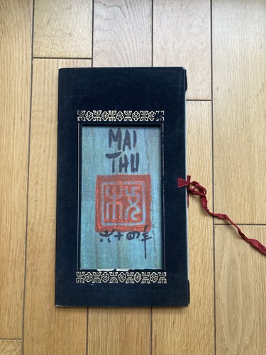 Mai thu catalogue exposition - thu,