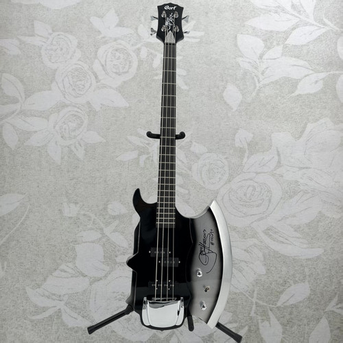 Cort gene simmons - axe, bass