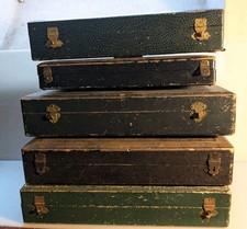 Lot de 5 coffrets / écrins