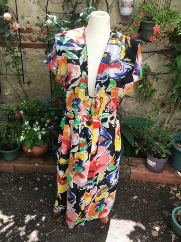 Tres jolie robe - jolie, multicolore