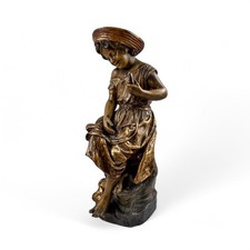Dame Assise En Terracotta