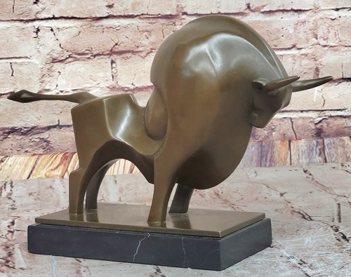 Sculpture bronze un - bronze, d’un