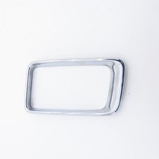 Cache Calandre à l'extrême droite Jeep GRAND CHEROKEE IV WK2 3.0 CRD