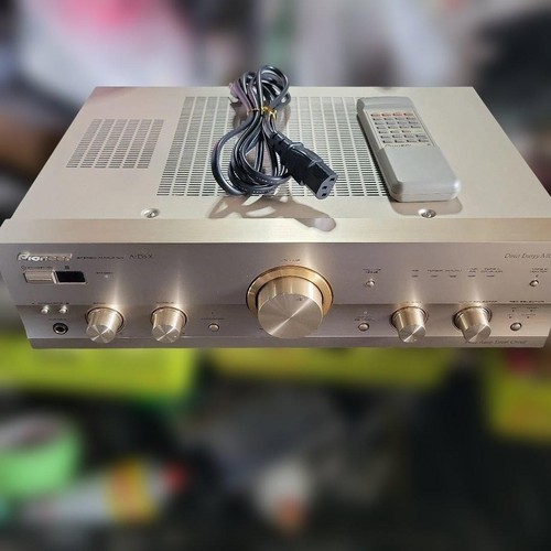 Amplificateur stéréo - amplificateur,