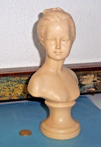 Statue statuette resine - /,