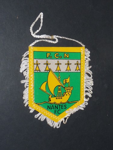 Football fanion annees - annees, 1980