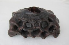 Ancien socle en bois sculpté