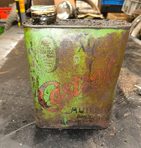 Bidon huile ancien castrol - bidon,