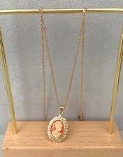 Collier pendentif Camée rouge