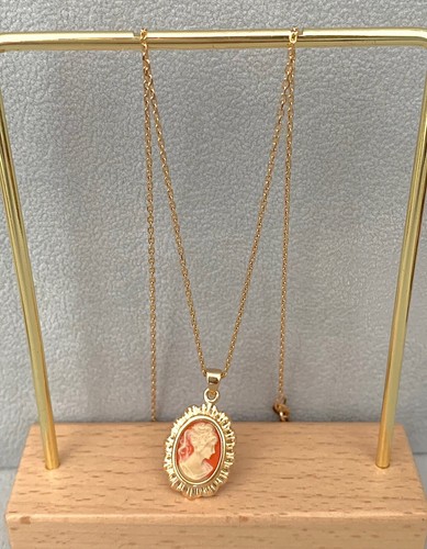 Collier pendentif camée rouge - pendentif,