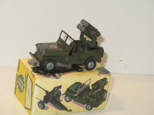 Jeep militaire en métal - en,