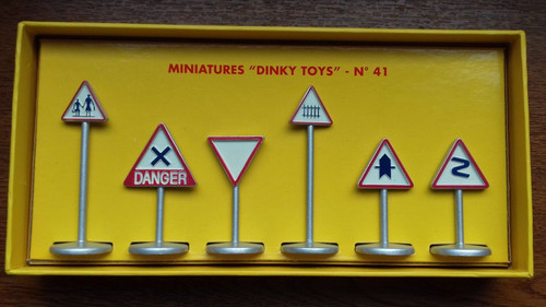 Dinky toys atlas panneaux - dinky,
