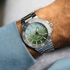 ORIS Aquis Dat Watt édition