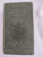 Nouveaux Codes Français et Lois usuelles Civiles et Militaires