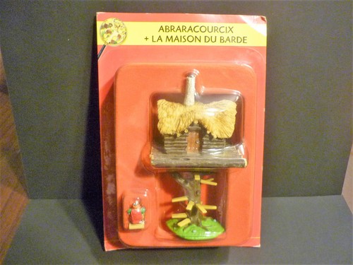 Village asterix figurine - village,