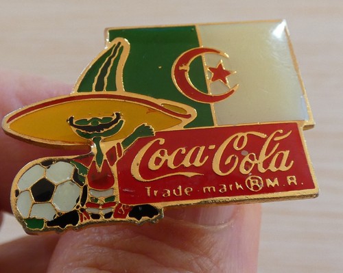 Pin broche vintage - no, pin's