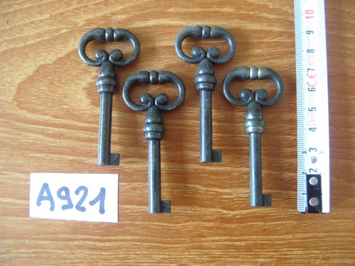 Lot a921 clé clés clefs - 4,