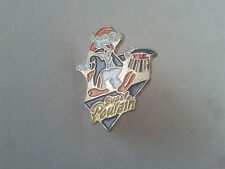 PIN'S PINS SUPER POULAIN  pin  + attache 