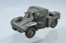 BK575 Dinky Toys France #814 Panhard AML Automitrailleuse Leger C-/-