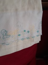 Drap Brodé  Main Pour Lit