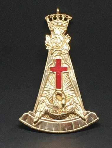 Bijou maçonnique chevalier - de,