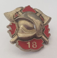 PIN'S PINS OFFICIEL CASQUE SAPEURS POMPIERS CASERNE 18 FEU - I DELSART
