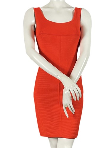 Robe bandage rouge vif - bandage,