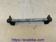 axe de roue arriere pour