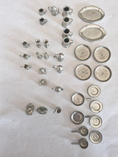 Lot miniatures métal - 36,