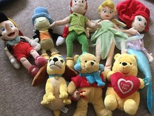CHOIX DE PELUCHES DISNEY:PINOCCHIO, JIMINY, PETER PAN, F.CLOCHETTE, ARIEL, BELLE