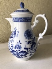 ANCIENNE PETITE CAFETIÈRE