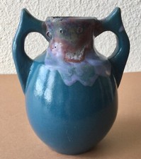 VASE en grès LEON POINTU. Grès de PUISAYE,SIGNÉ, École Carriés .