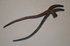 PINCE MILITAIRE DE BOURRELIER
