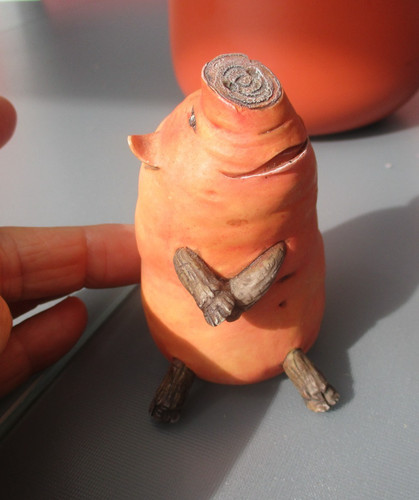 Faïence cochon patate douce - faïence,
