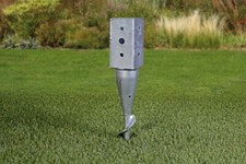 Pied poteau carré à enfoncer vissable 91x91 en acier galvanisè